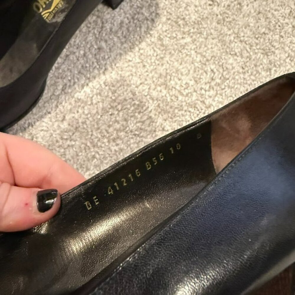 Salvatore Ferragamo Size (10) Ten Women's Heels Slip-On Black Leather Shoes - Picture 5 of 11